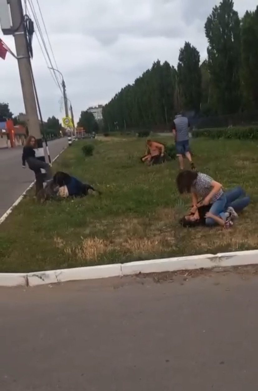 фото Привет Россошь, сейчас за рулем .