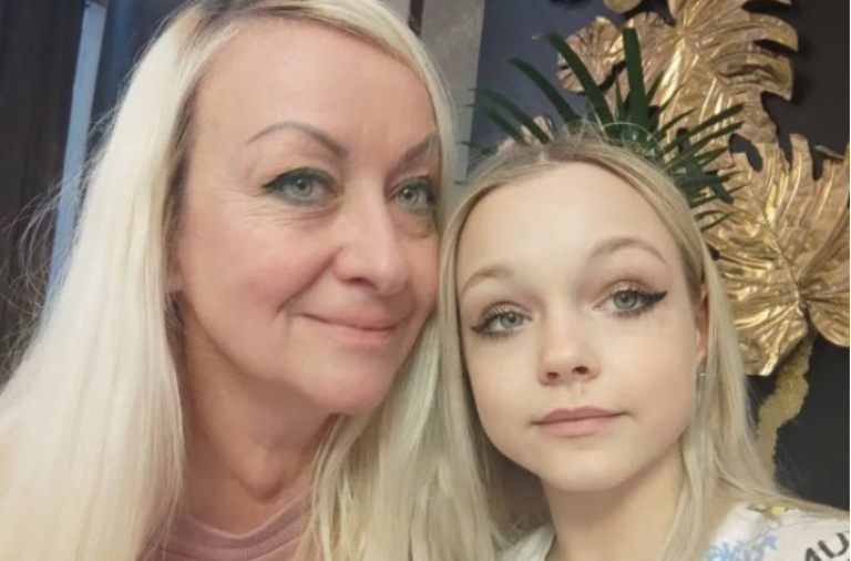 Ирина и Елена Костылева, фото из соцсетей фигуристки 2025-12-01_20-54-41